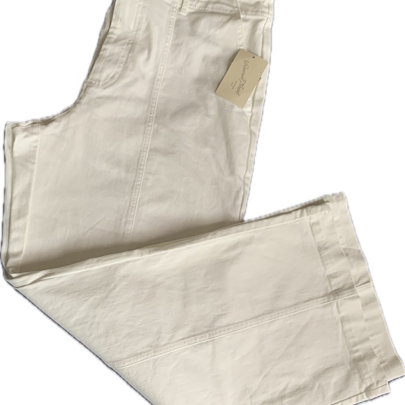 Universal Thread Off-White Stretch Pants - Picture 3 of 7